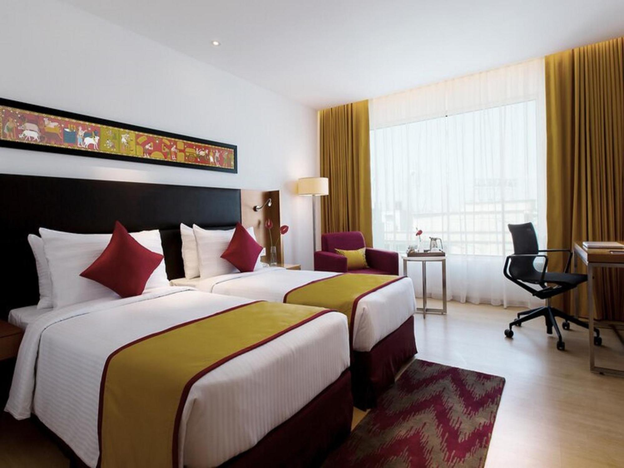 Mercure Hyderabad Kcp Banjara Hills, An Accor Hotel Esterno foto