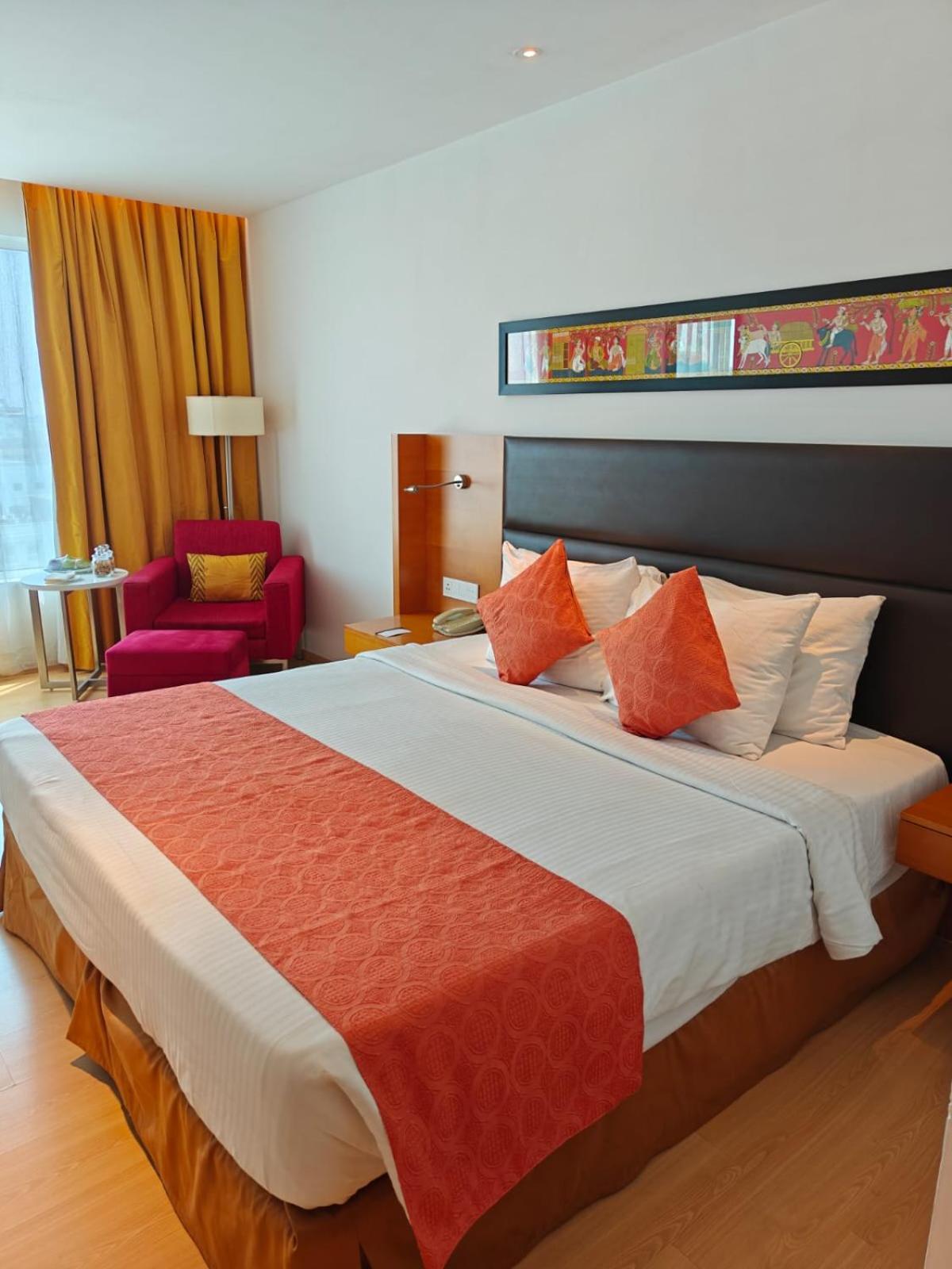 Mercure Hyderabad Kcp Banjara Hills, An Accor Hotel Esterno foto